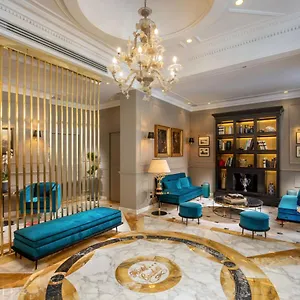 Condotti Boutique 4*, רומא איטליה